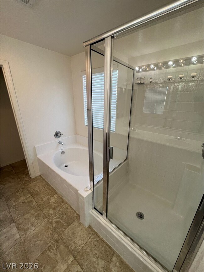 Building Photo - 4469 Days Creek Ave