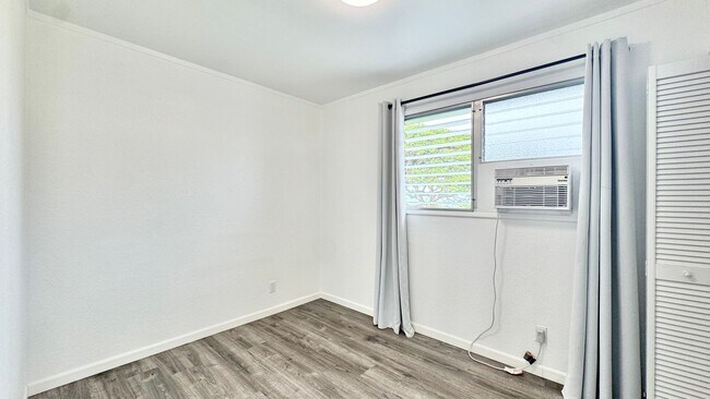 Building Photo - 98-801 B Noelani St Apt 83