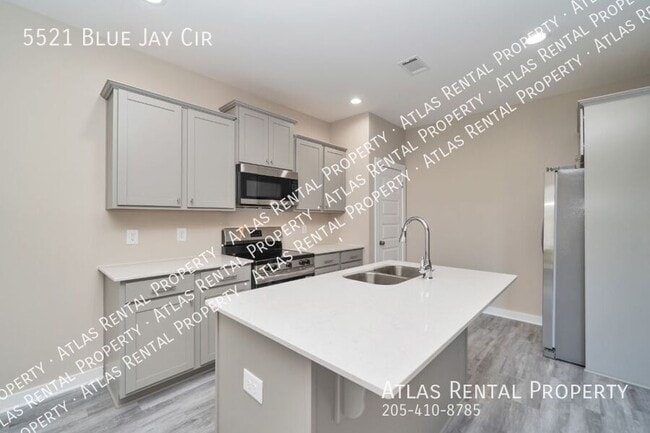 Building Photo - 5521 Blue Jay Cir