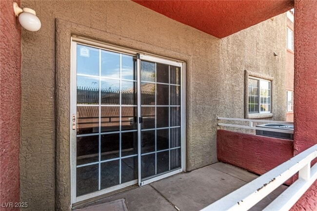 Building Photo - 4730 E Craig Rd