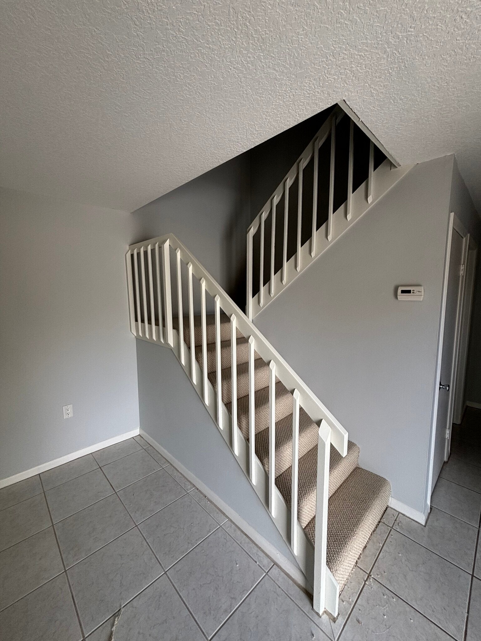 Building Photo - 1116 11th Ln