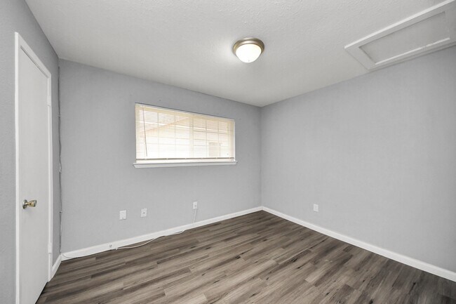 Building Photo - 11510 Lockgate Ln