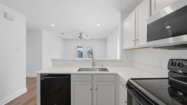 Building Photo - 11309 Autumn Ash Dr