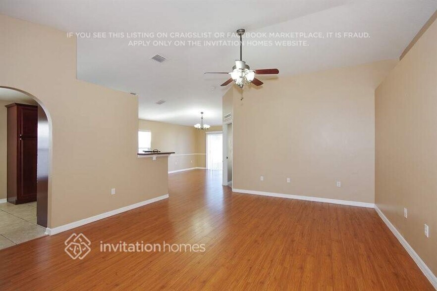 Building Photo - 14127 Econ Woods Ln