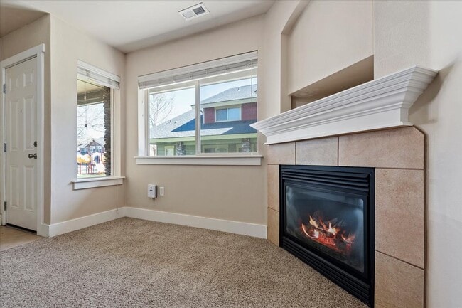 Building Photo - 9824 W Rosecroft Ct