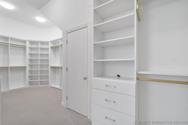 Building Photo - 4202 Mendel Ln