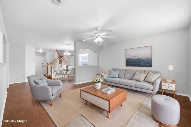 Building Photo - Spacious Two-Story Home in Prime Laurel Canyon Location