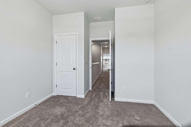 Building Photo - 107 Flowering Maple Wy