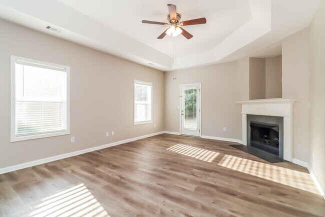 Building Photo - 18 Westin Way