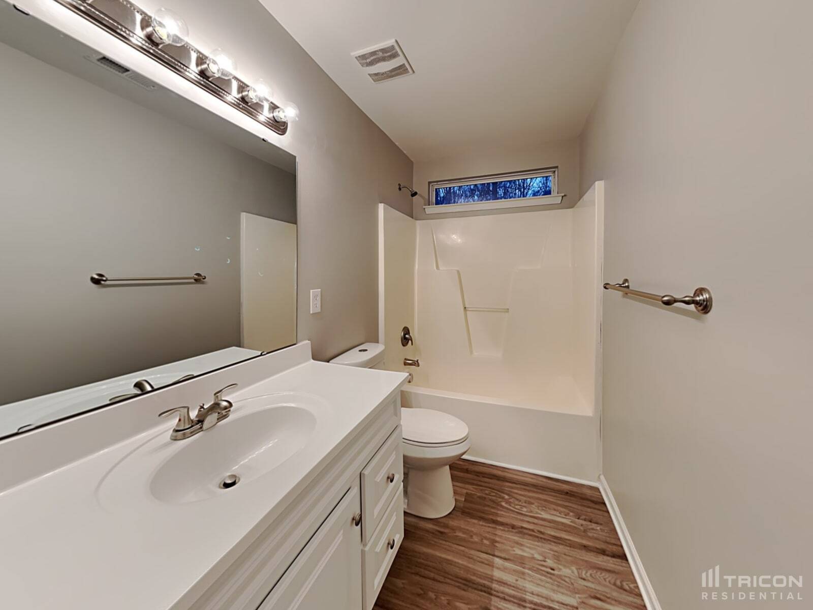 Building Photo - 7909 Bushy Creek Dr