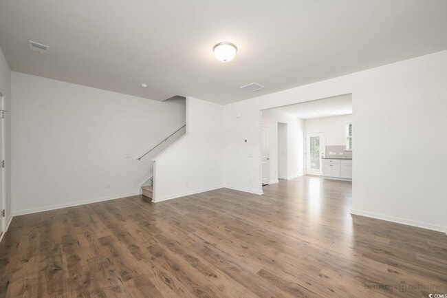 Building Photo - 209 Banbury Ln