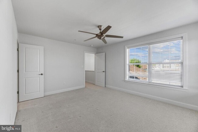 Building Photo - 906 Moorings Cir