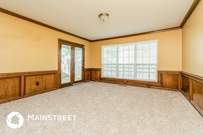 Building Photo - 708 Cactus Ct