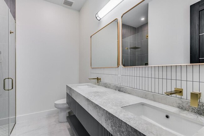 Building Photo - 1806 Lauren Dr