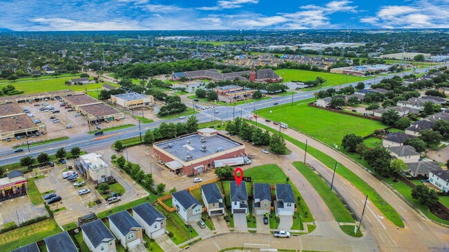 Building Photo - Revolution Way, Missouri City, TX 77489 - 3 BR 2.5 BA single-family home