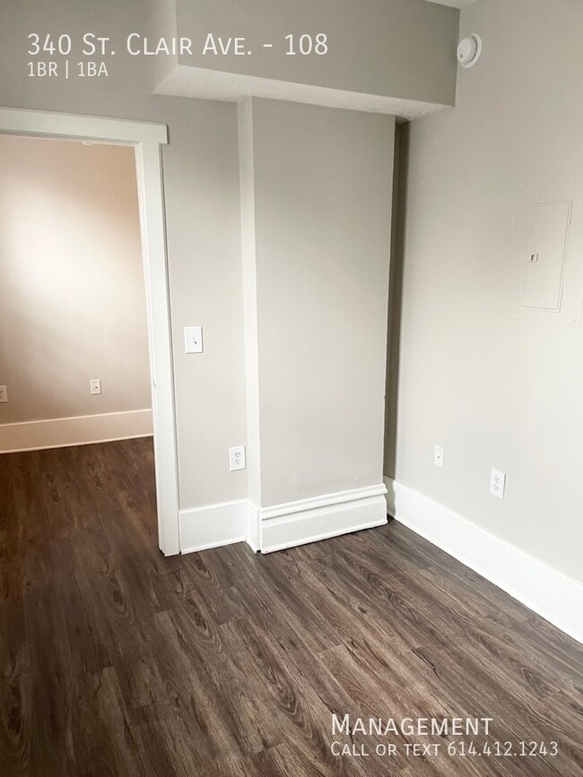 Building Photo - 340 St Clair Ave