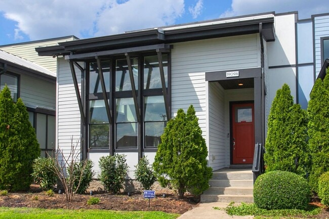 Building Photo - 1909A Truett Ave