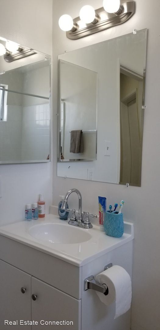 Building Photo - 13407 Cordary Ave