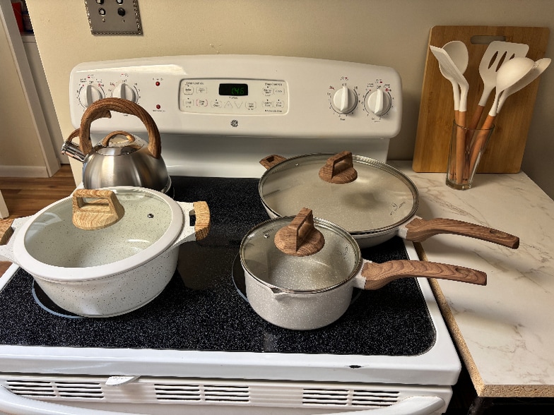 Building Photo - 700 N Monterey Ave