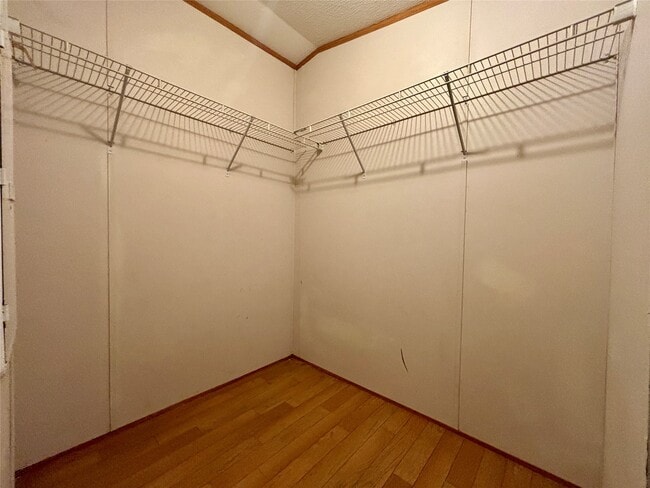 Building Photo - 13295 Pecan Tree Dr