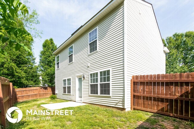 Building Photo - 126 Hampshire Dr