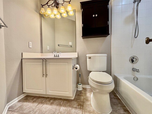 Building Photo - 21 Stone Creek Pl