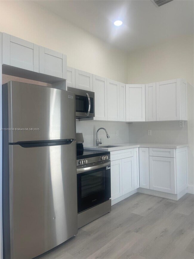 Building Photo - 8775 SW 164th St