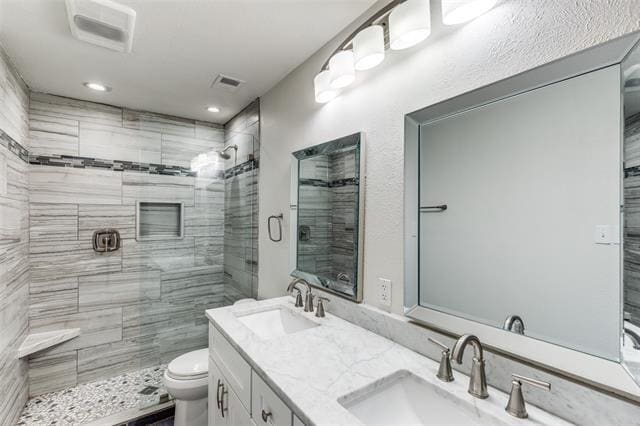 Building Photo - 852 Northwood Rd