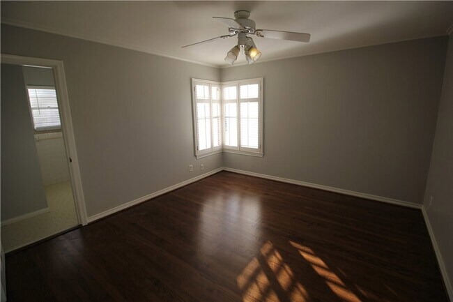 Building Photo - 6703 Vada Dr