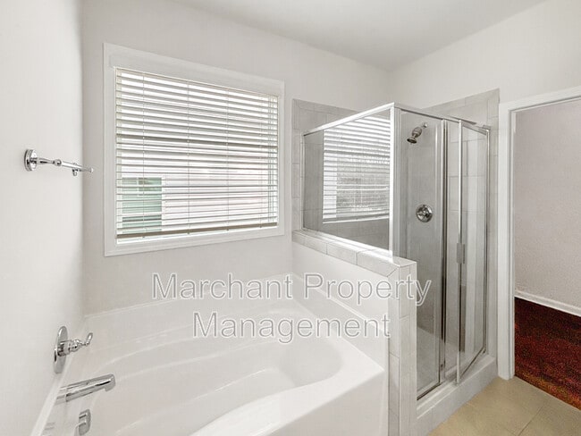 Building Photo - 6 Ashborne Ln