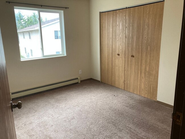 Building Photo - 1170 Dodds Dr
