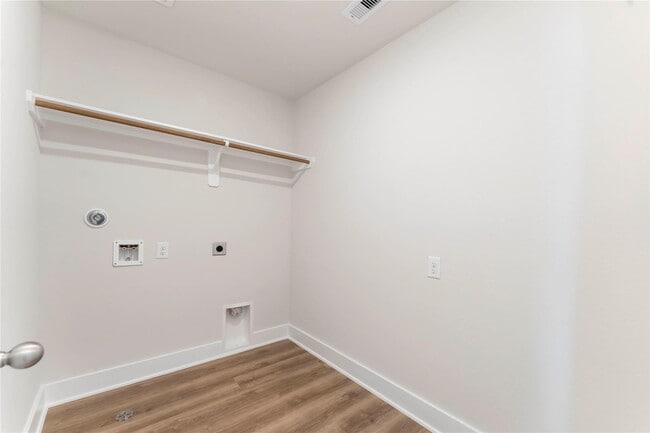 Building Photo - 13437 Sun Cay Dr