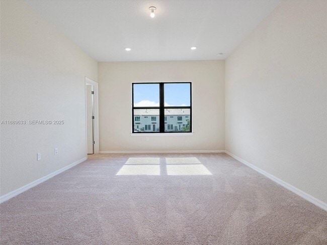 Building Photo - 2108 Appleton Cir N