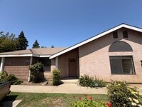 Building Photo - 2131 N Tracy St
