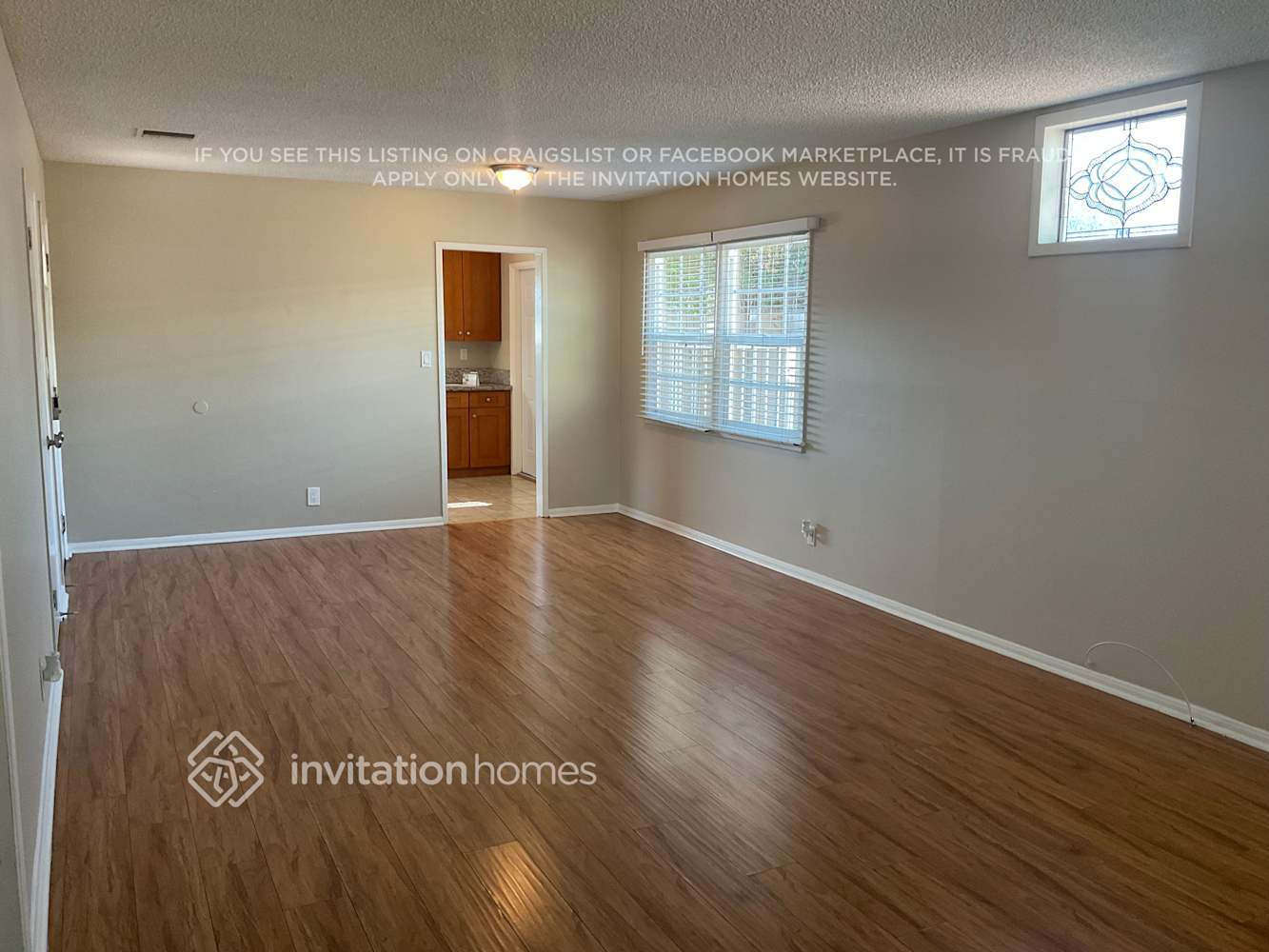 Building Photo - 11240 Gaviota Ave