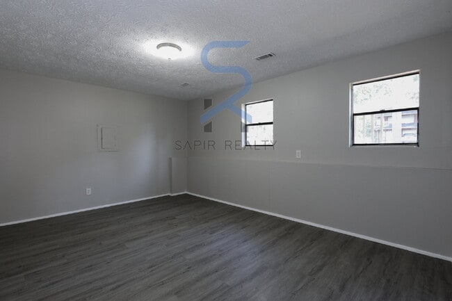 Building Photo - 6683 Cameron Rd