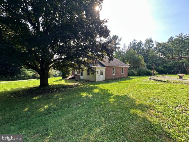 Building Photo - 4599 Carlisle Rd