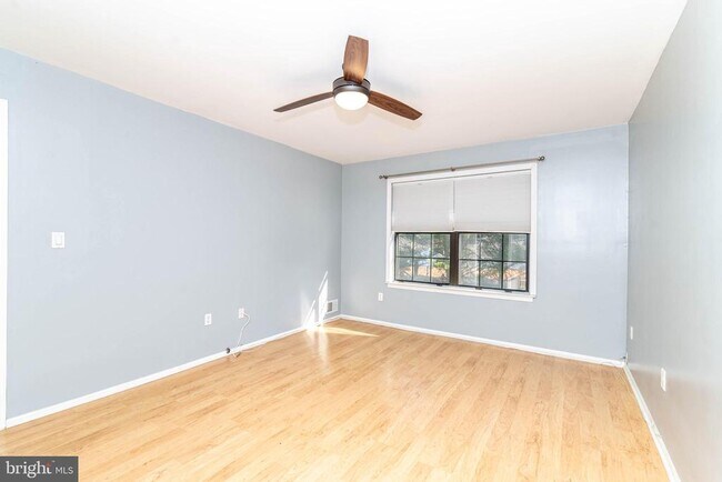 Building Photo - 22 Rickard Ct