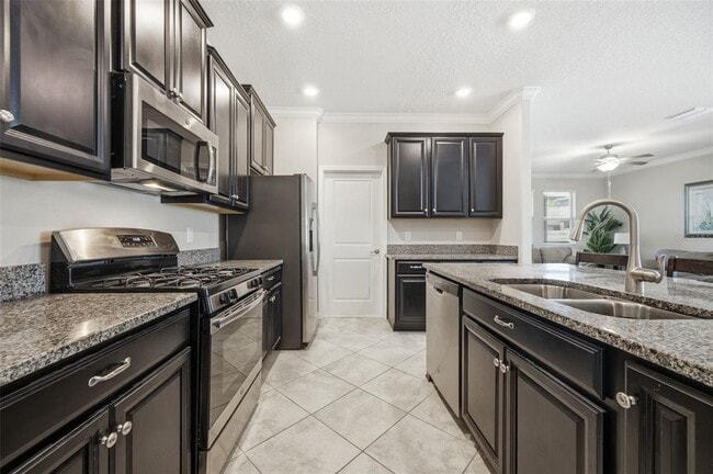 Building Photo - 21816 Crest Meadow Dr