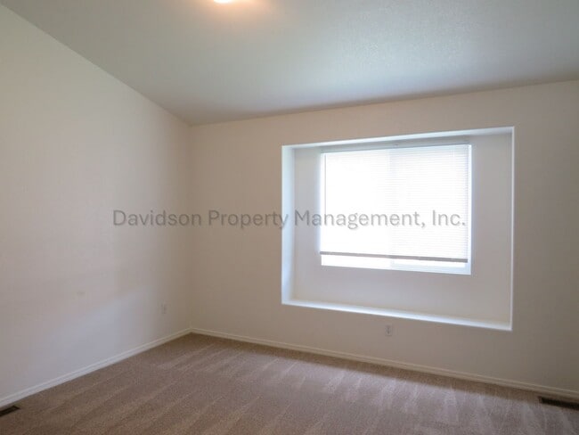 Building Photo - 7860 Antelope Valley Point