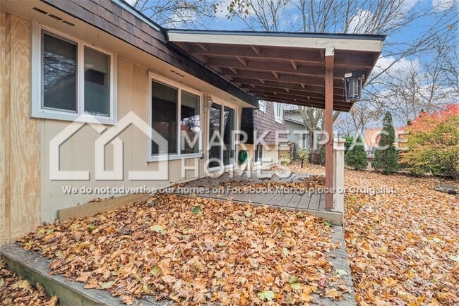 Building Photo - 340 Union Lake Rd