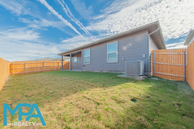 Building Photo - 5816 Berriweather Dr