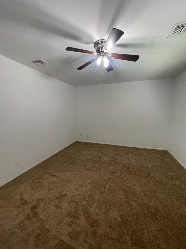 Building Photo - 4425 E Muriel Dr