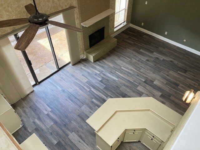 Building Photo - 7450 Holly Hill Dr