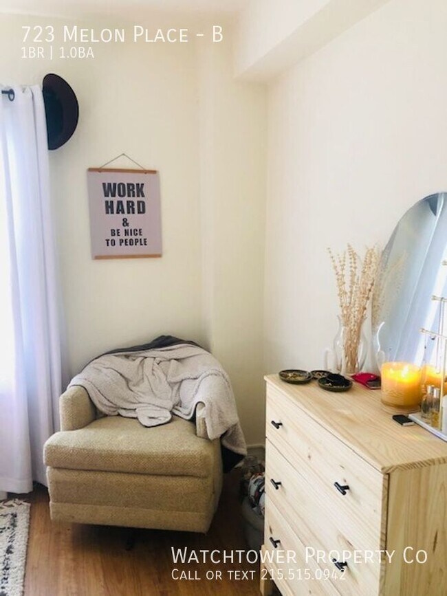 Building Photo - 723 Melon Pl