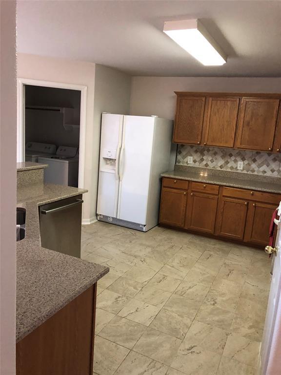 Building Photo - 1617 Gaylord Dr