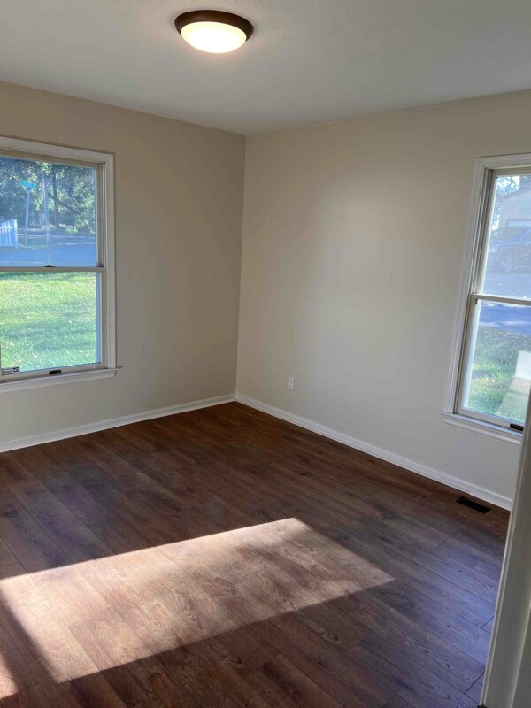 Building Photo - 39564 Potomac Ave