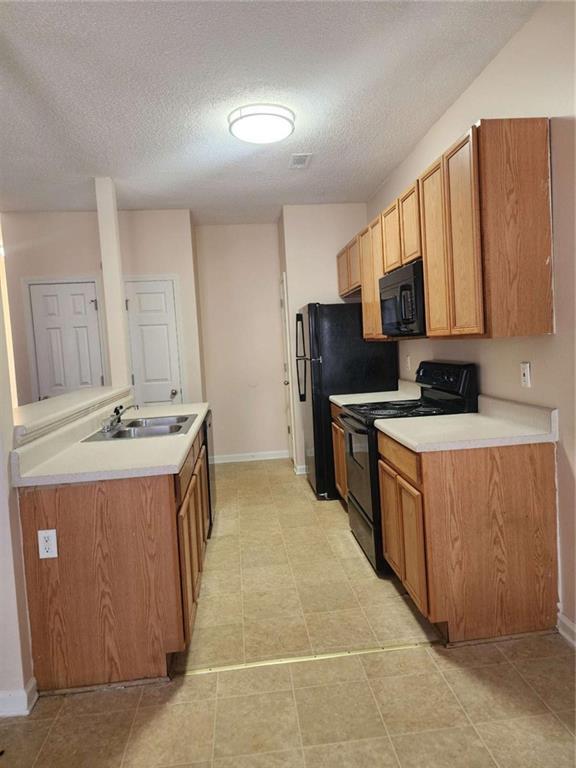 Building Photo - 5485 Sierra Tr