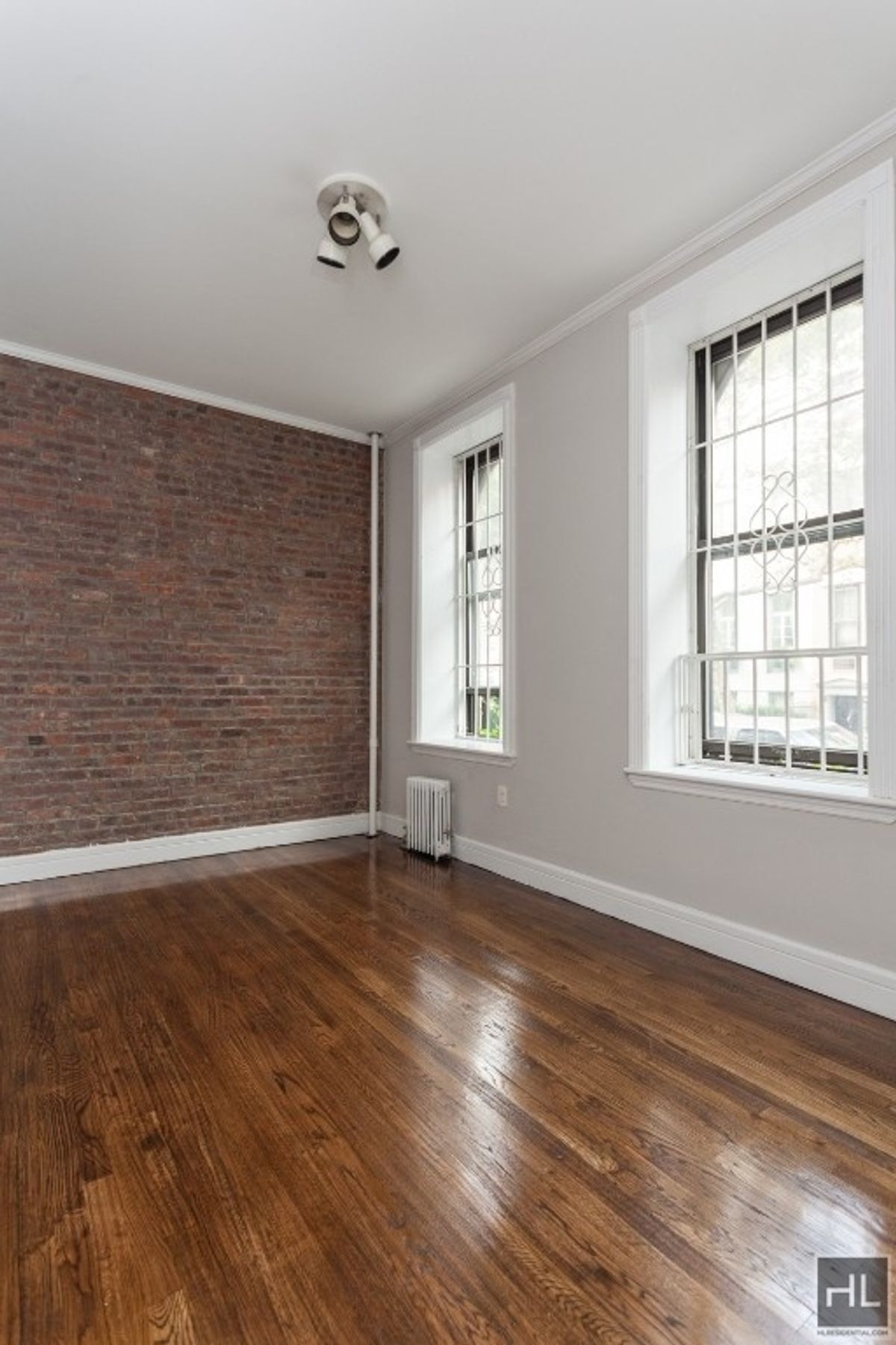 Building Photo - East 18th Street