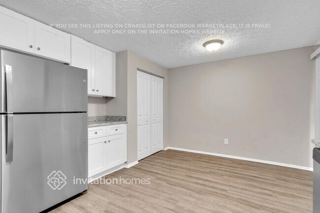 Building Photo - 5225 Sweet Air Ln